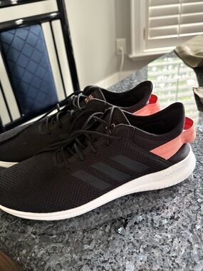 ADIDAS CLOUDFOAM Women's Sneakers